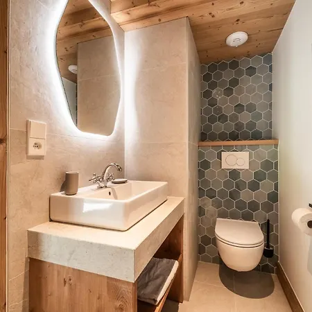Pascal A02 : Splendide T4 Neuf Avec Jardin Privatif Et Jacuzzi Appartement Morzine