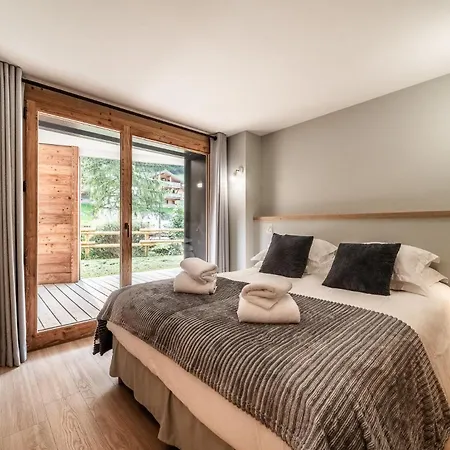 Apartment Pascal A02 : Splendide T4 Neuf Avec Jardin Privatif Et Jacuzzi Morzine